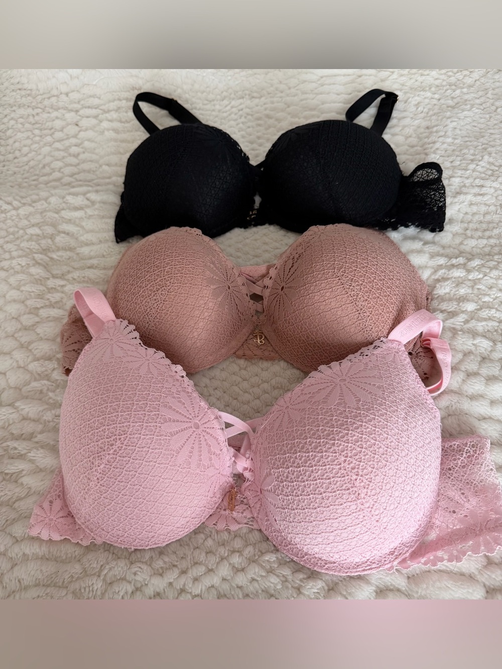 Lot of 3 - Womens Juicy Couture 3pk Push Up Bra Pink/Blush/Black 34C